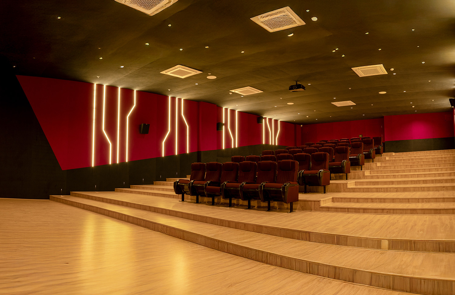 theatre-img